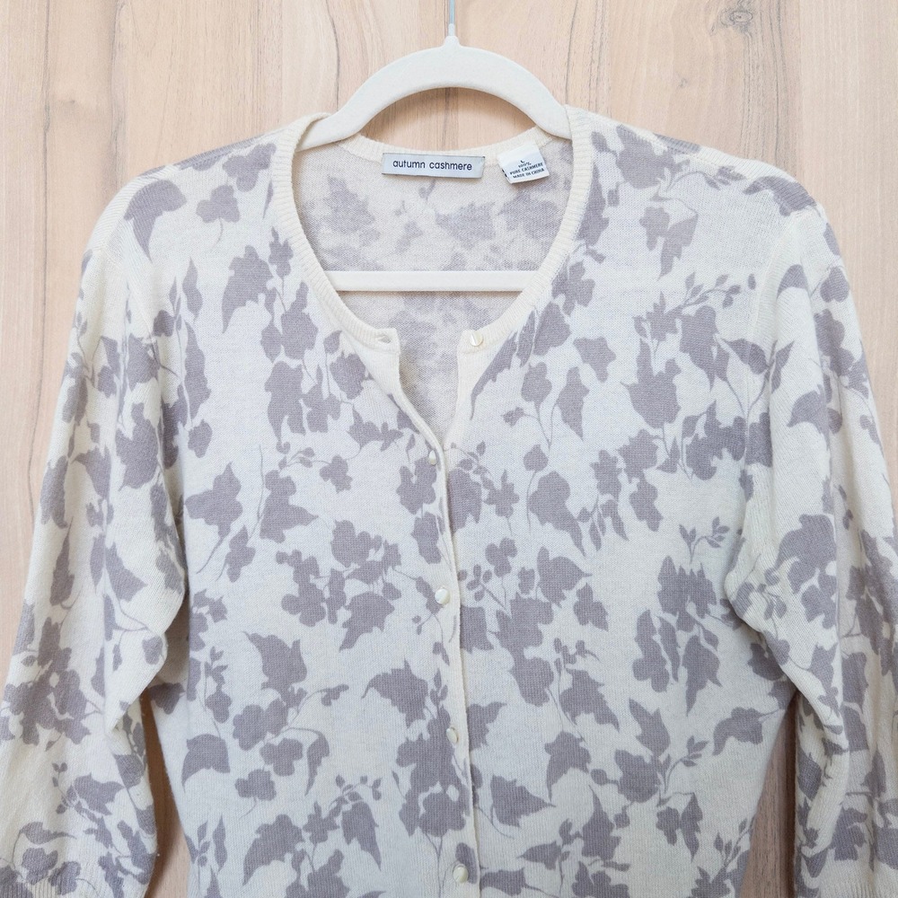 Autumn Cashmere Womens Floral Cardigan L Cream Grey 100% Cashmere Cottage Preppy - Picture 6 of 9